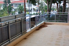 Property 335 photo 9