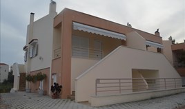 თაუნჰაუსი 95 m² ატიკაში
