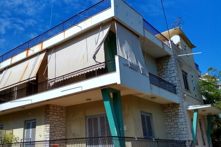 Realty photo 2