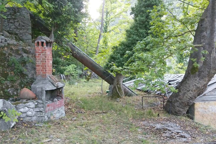 Realty photo 2