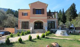 კუნძული 320 m² კორფუზე