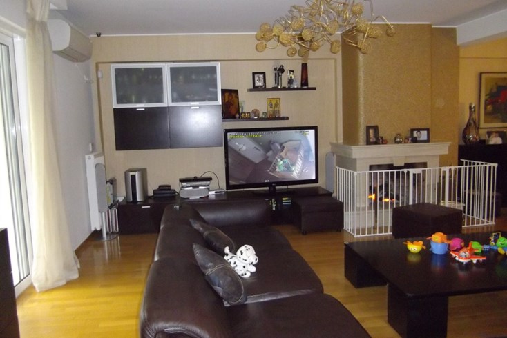 Realty photo 1