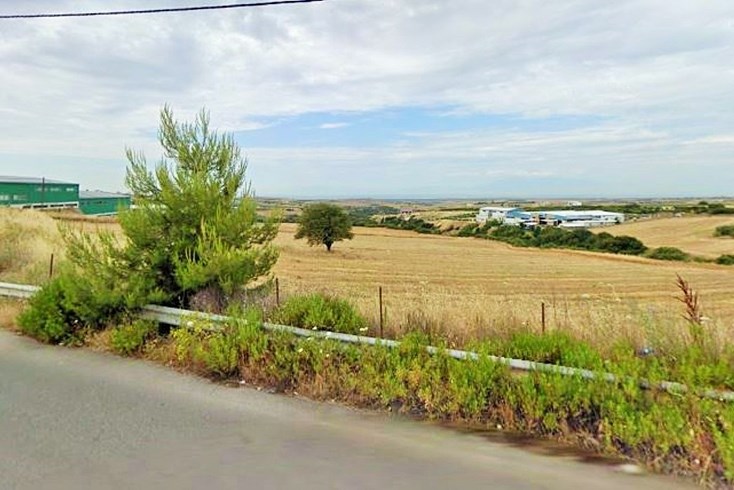 Realty photo 1