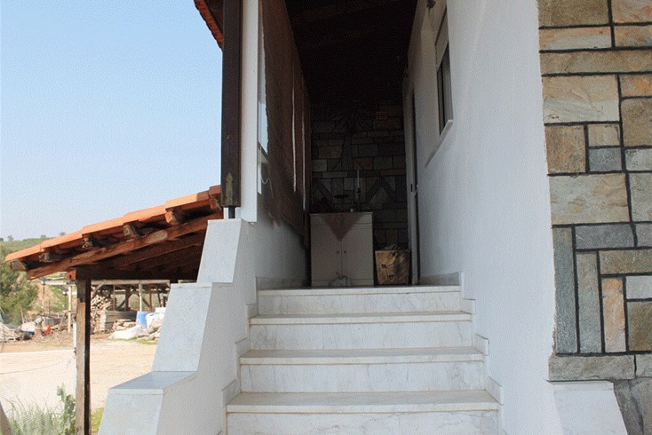 Realty photo 3