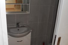 Property 347 photo 5