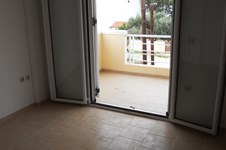 Property 347 photo 6