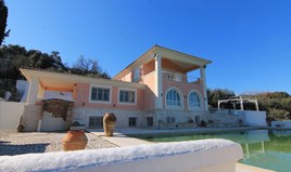 Villa 600 m² auf Korfu