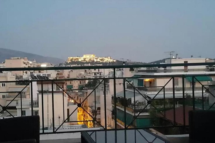 Realty photo 1