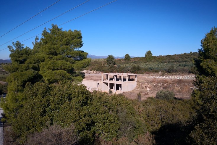 Realty photo 1