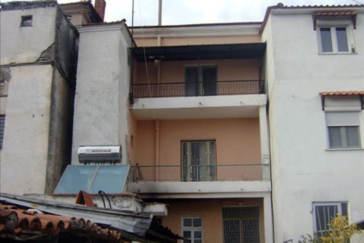 Realty photo 2