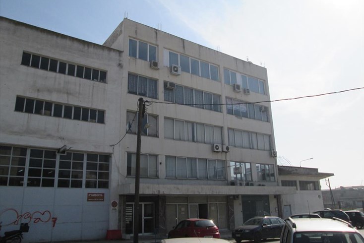 Realty photo 2