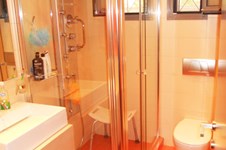 Property 354 photo 16