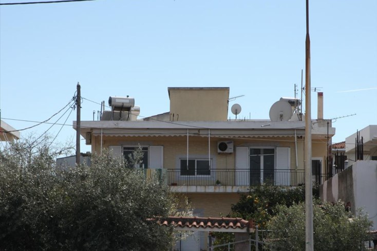 Realty photo 2