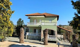 Detached house 350 m² in the suburbs of Thessaloniki