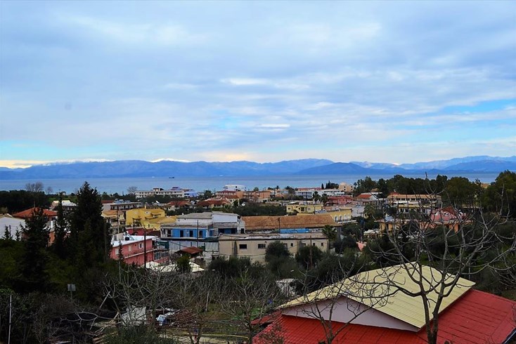 Realty photo 3