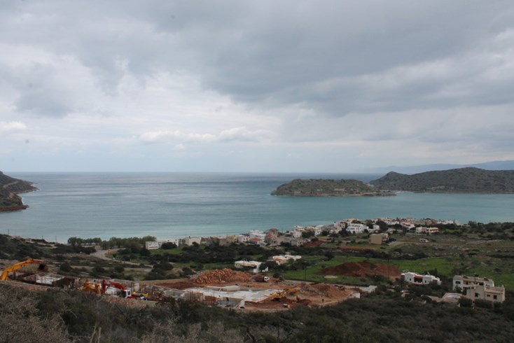 Realty photo 2