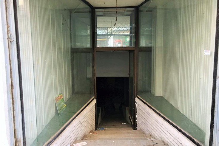 Realty photo 1