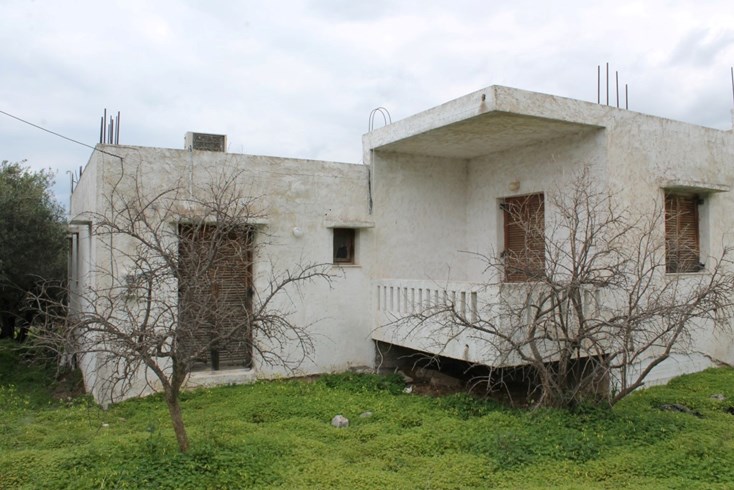 Realty photo 1