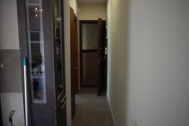 Realty photo 2