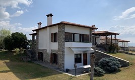 Kuća 250 m² u predgrađu Soluna