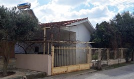 بيت مستقل 80 m² في أتيكا