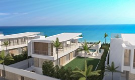 Willa 478 m² w Larnace
