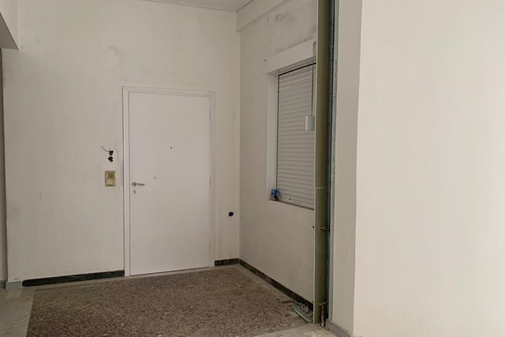 Realty photo 2