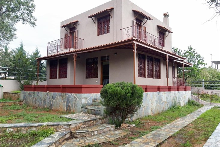 Realty photo 1