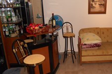 Property 373 photo 4