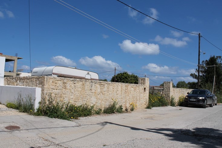 Realty photo 1