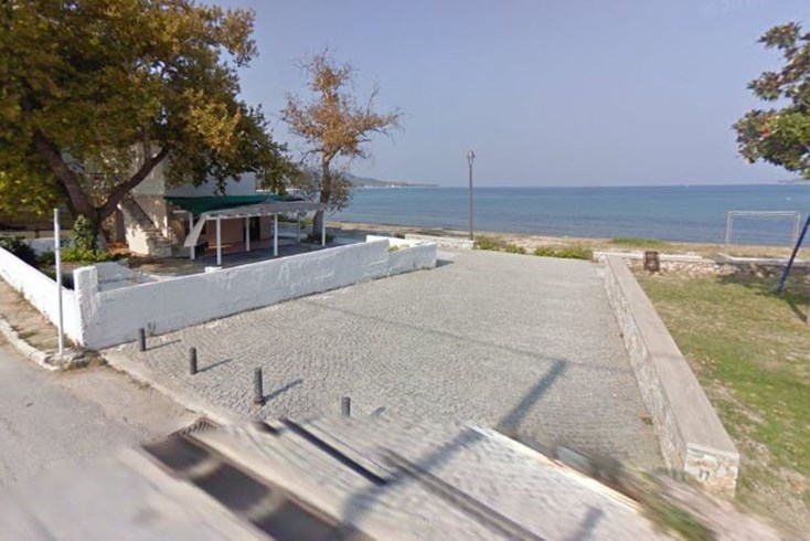 Realty photo 2