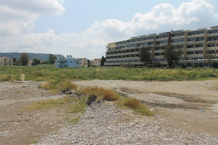 Realty photo 2