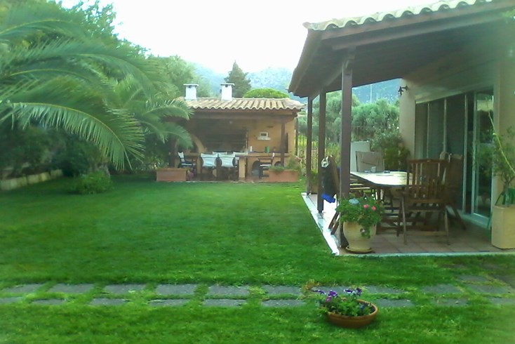 Realty photo 2