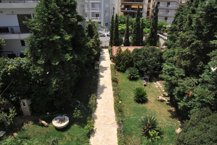 Realty photo 3