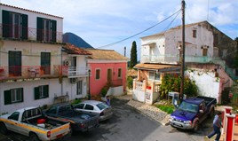 Land 280 m² in Corfu