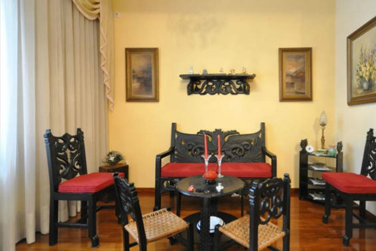 Realty photo 2