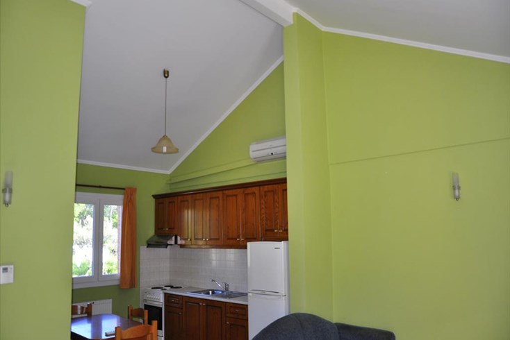 Realty photo 3