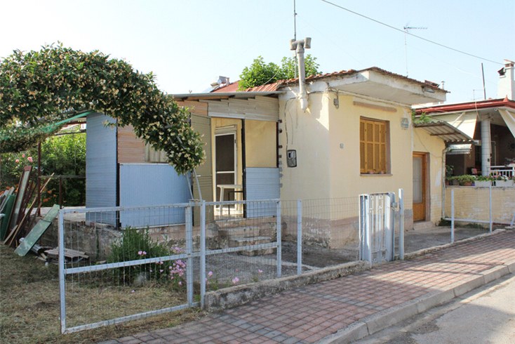 Realty photo 2