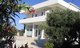 Бизнес 579 m² на Крит