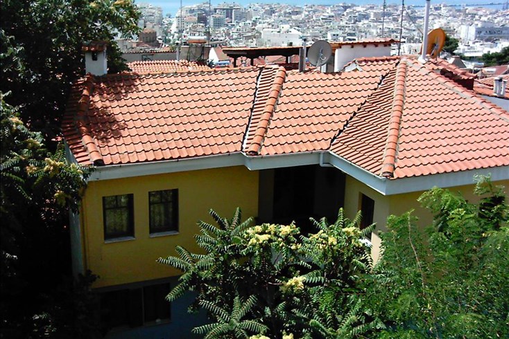 Realty photo 3