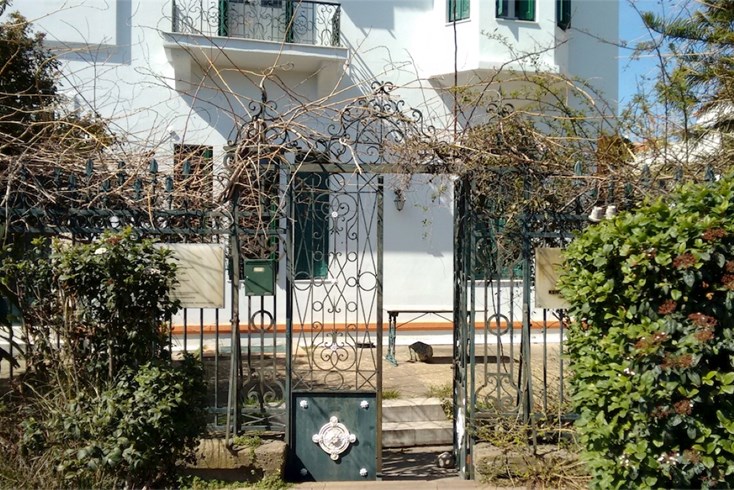 Realty photo 2