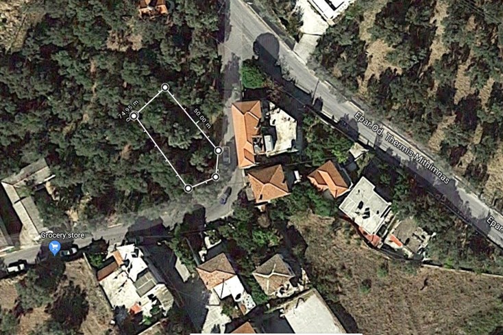 Realty photo 2