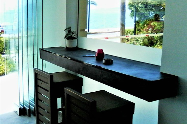 Realty photo 2