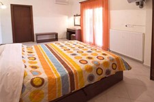 Property 38920 photo 8