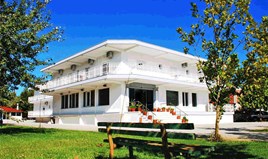 Хотел 1600 m² в Централна Гърция