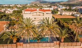 Villa 590 m² in Crete