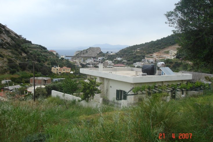 Realty photo 1