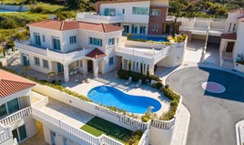 Vila 294 m² u Pafos