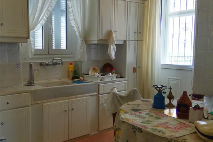 Realty photo 3