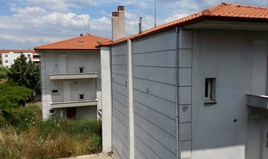 Geschaeft 850 m² in den Vororten von Thessaloniki